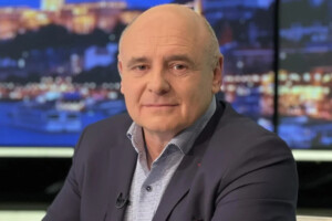 Hír érkezett Rónai Egonról: hosszú korszak zárul le a tévés pályáján